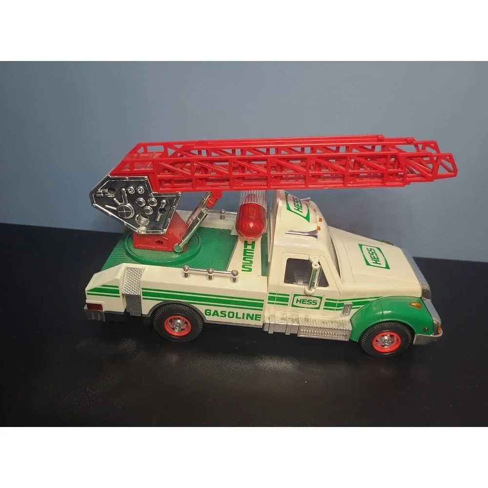 Lot of 2 1989 Hess Fire Truck Bank and 1994 Hess Rescue Truck‎